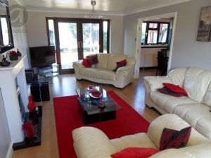 Lounge- click for photo gallery